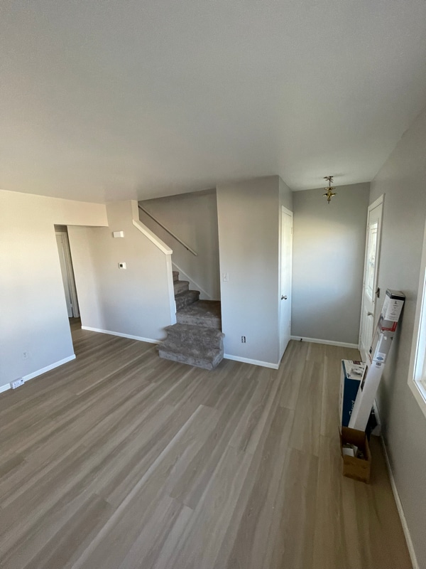 Building Photo - 9307 Florence Dr