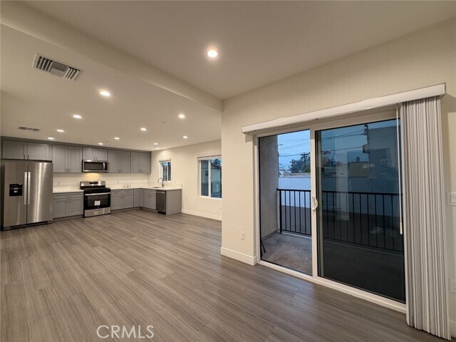 Foto del edificio - 511 N Azusa Ave