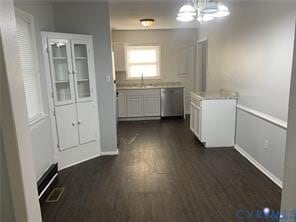 Building Photo - 3324 Meadowbridge Rd
