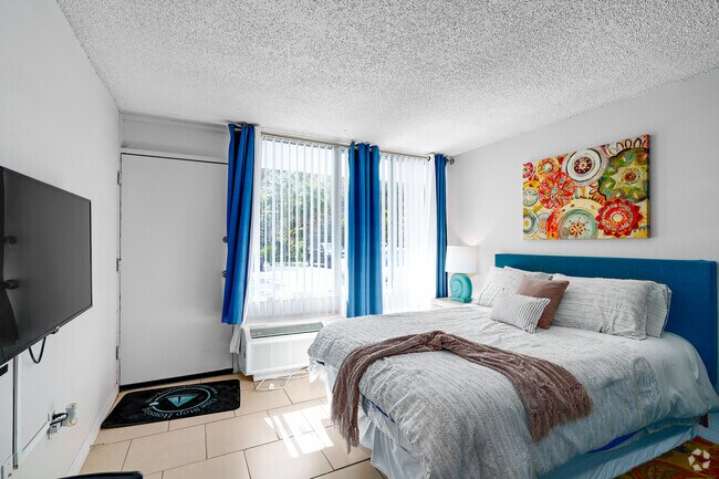 Estudio - 300 pies cuadrados - Backlot Apartments