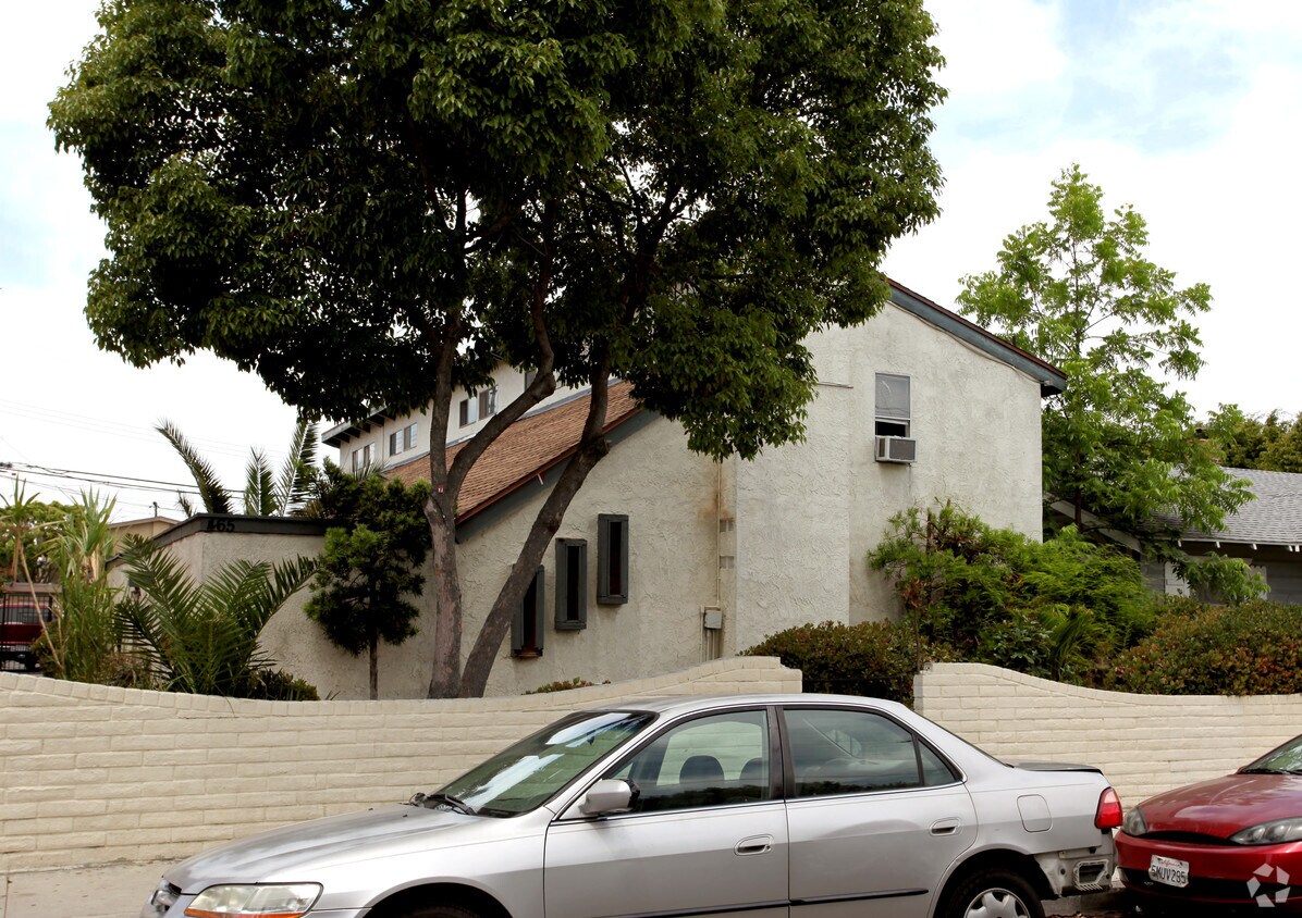 Building Photo - 465 Rose Ave