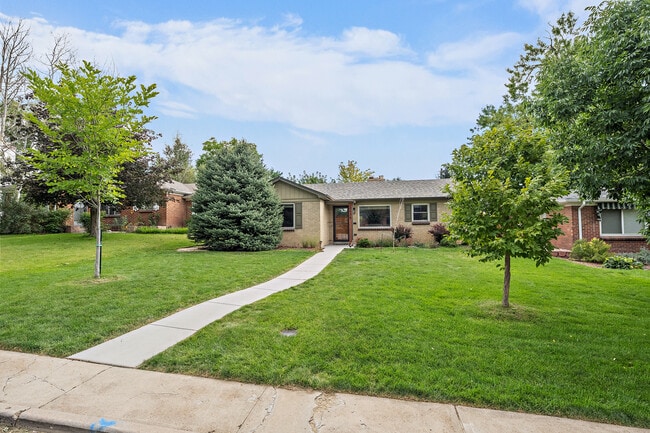 Building Photo - 2636 Vrain St