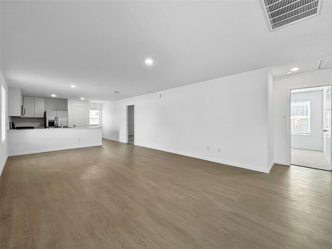 Foto del edificio - 6026 Starling Dr
