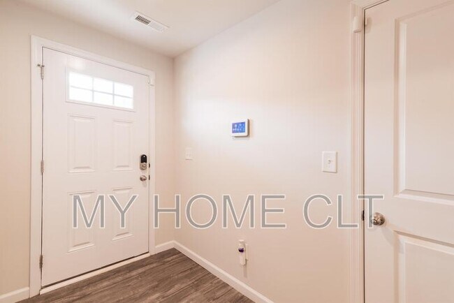 Foto del edificio - 5342 Austin Knoll Ct