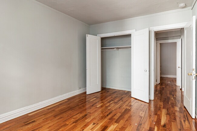 Foto del edificio - 433 W Roscoe St