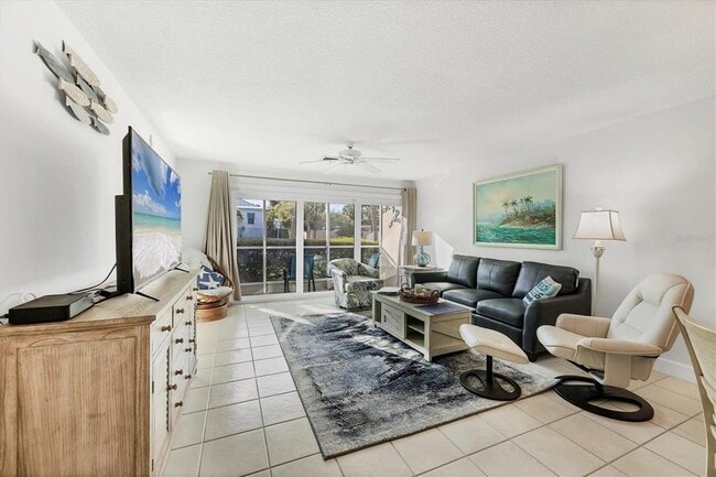 Building Photo - 500 S Washington Dr