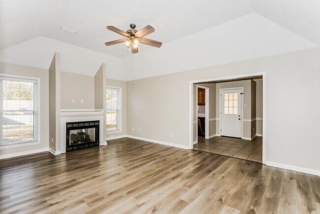 Foto del edificio - 93 Bloomington Cove