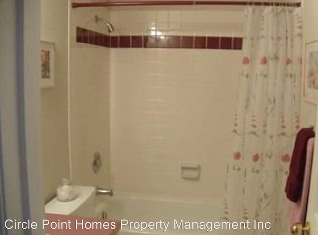 Building Photo - 2 br, 2 bath House - 7029 210th ST SW, Unit D