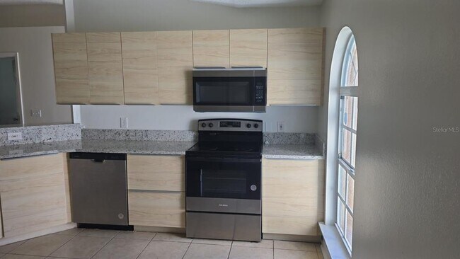 Building Photo - 470 Gannet Ct