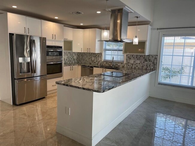 Foto del edificio - 3268 Buckhorn Dr