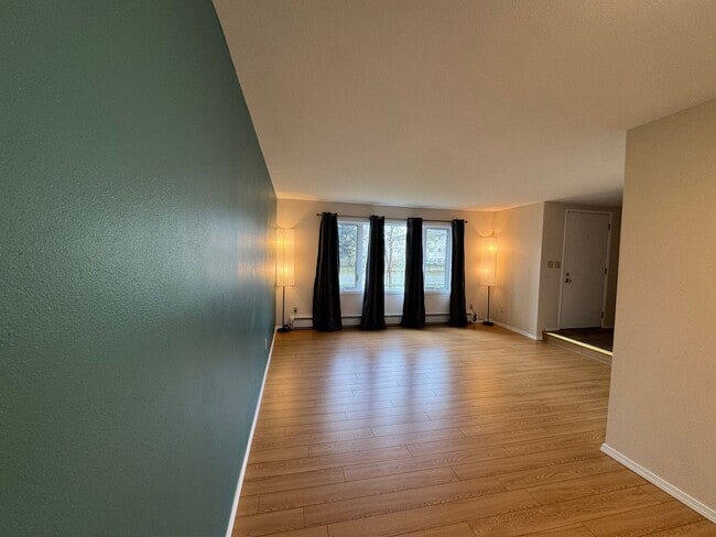 Building Photo - 3345 Mt Vernon Ct