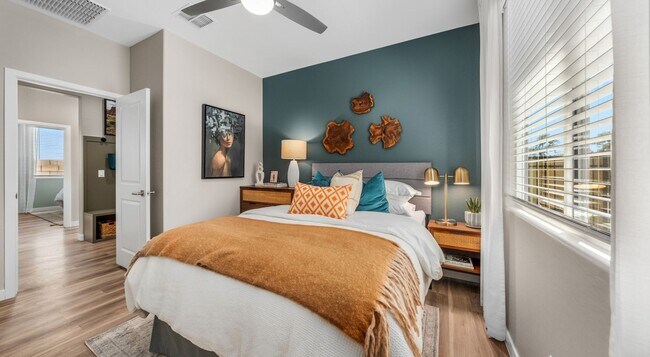 Foto del edificio - 6326 S 47th Dr