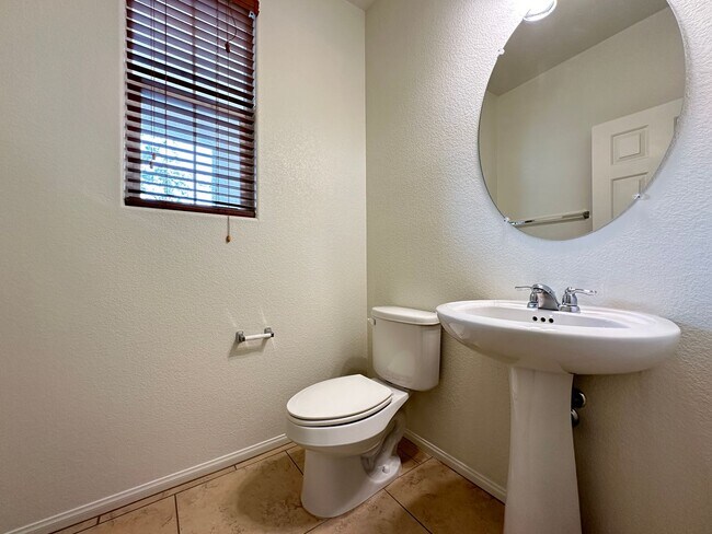 Building Photo - Fairfield By Kb Home