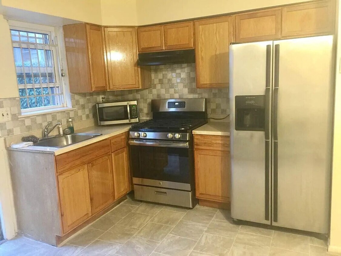 Foto principal - 4B2B house | Walking distance to Drexel Un...
