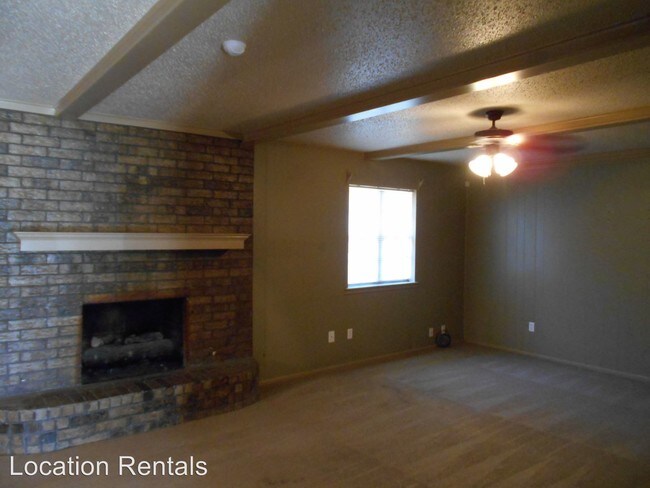 Building Photo - 3 br, 2 bath House - 5730 3rd Street