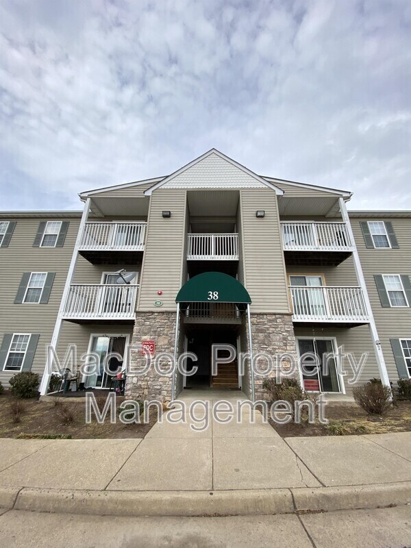 Foto del edificio - 38 White Pine Cir
