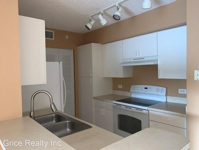 Building Photo - 1 br, 1 bath House - 8851 Colonnades Ct. W...