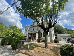 Building Photo - 36 Lowell Ave