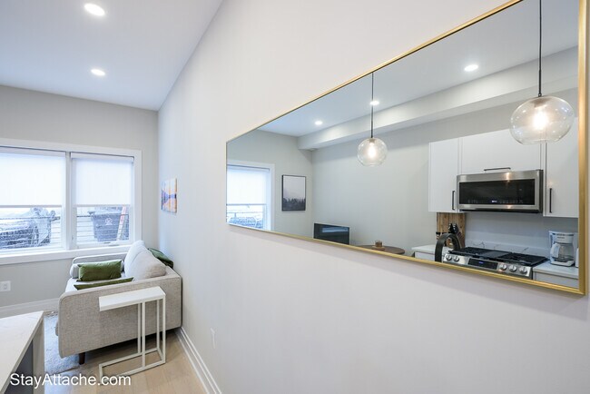 Foto del edificio - 2301 Ontario Rd NW