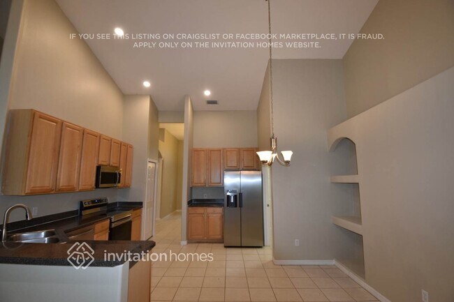 Building Photo - 799 Cedarcrest Ct