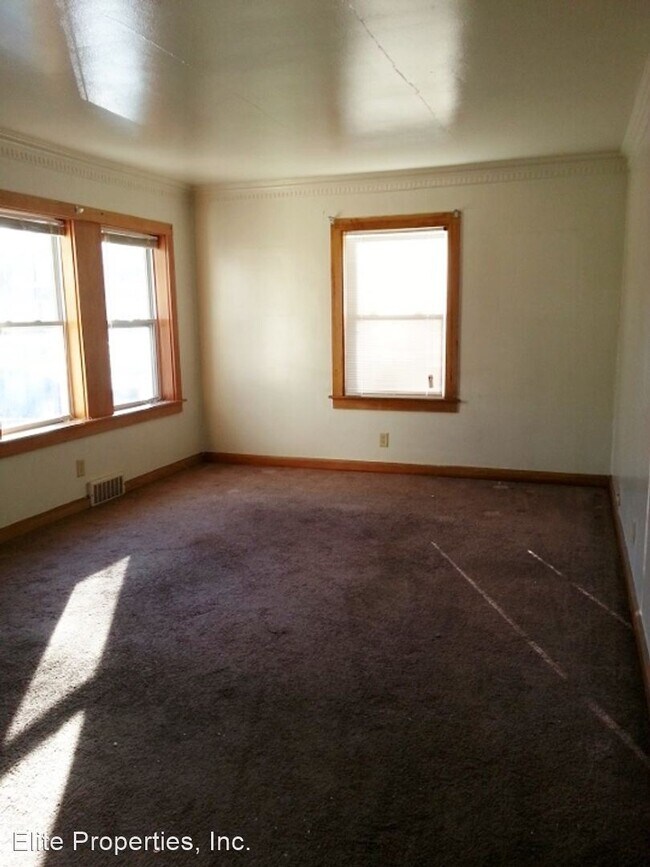 Building Photo - 3 br, 1 bath House - 5867 N. 40th Street