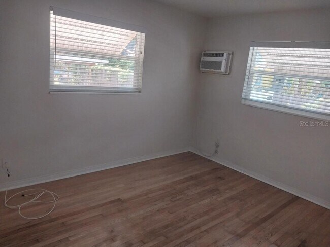 Foto del edificio - 2178 8th Ave N