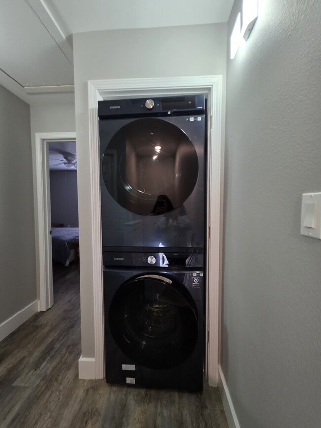 Photo - TDY & Cruisers Welcome Apartment