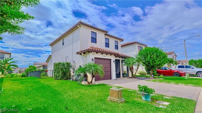 Building Photo - 5529 Aquila Ave