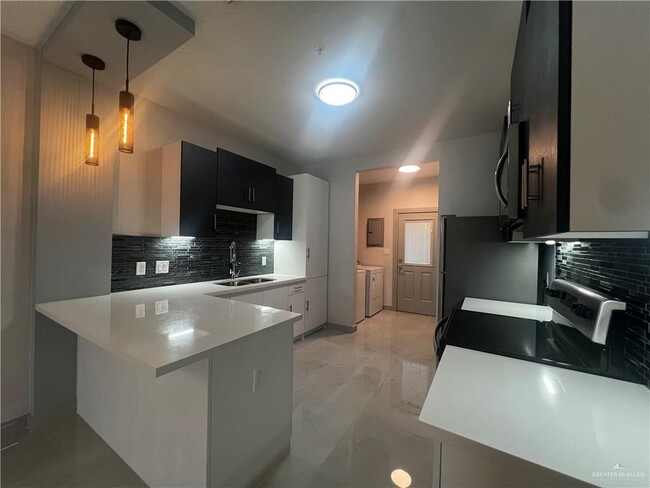 Foto del edificio - 2204 N Jackson Rd
