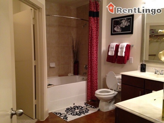 Foto del edificio - 4822 East Sam Houston Pkwy N