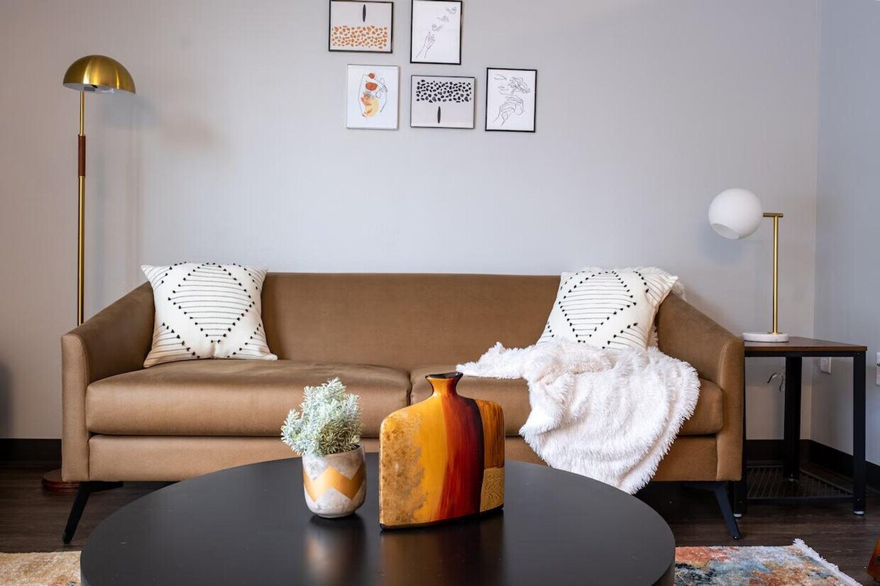 Foto principal - 2301 Ingersoll Ave