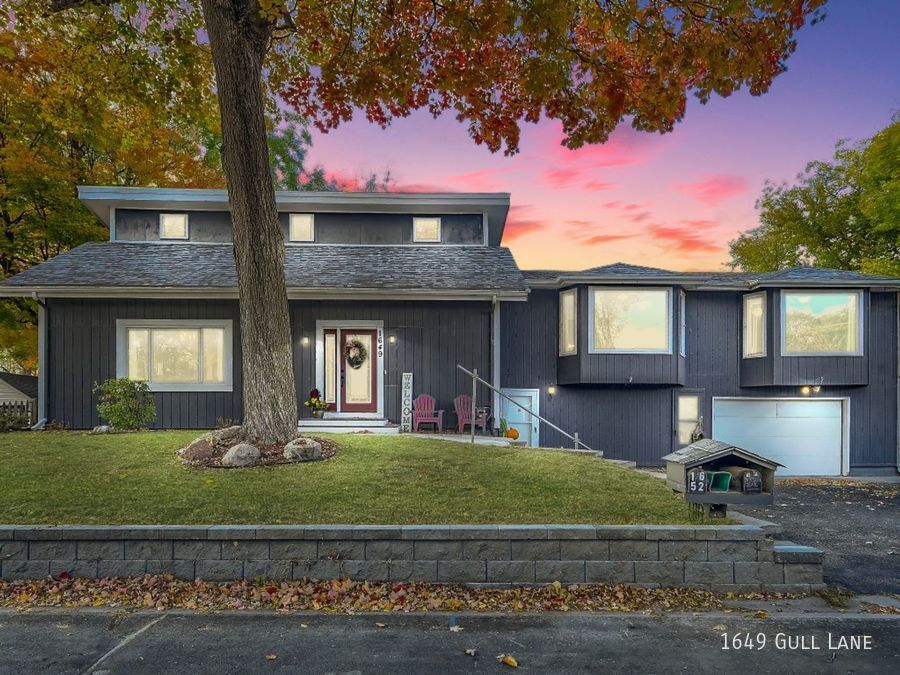 Primary Photo - 4br 4ba 2cg ~ Security Deposit Free Altern...