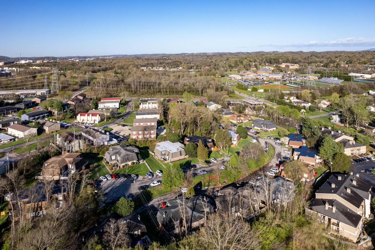 Aerial Photo - Creekwood 1 and 4 Apartments