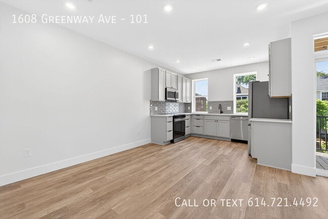 Building Photo - 1608 Greenway Ave