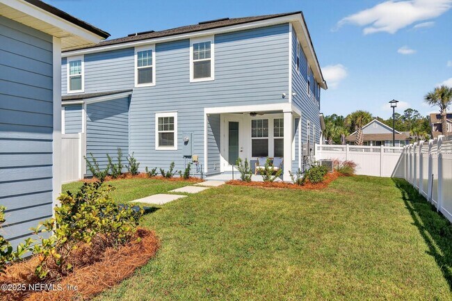 Foto del edificio - 244 Daydream Ave