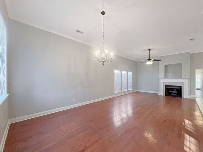 Building Photo - 6441 Arbor Lakes Dr