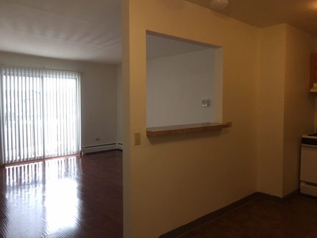 Foto principal - 1318 Cedarwood Dr