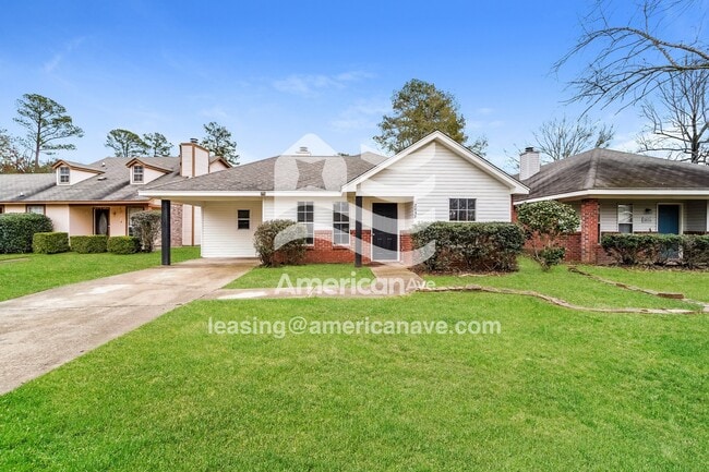 Building Photo - 2032 Red Oak Dr