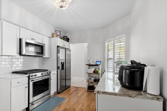 Building Photo - 13355 W Heiden Cir