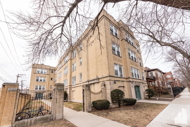 Foto del edificio - 4414 N Whipple St