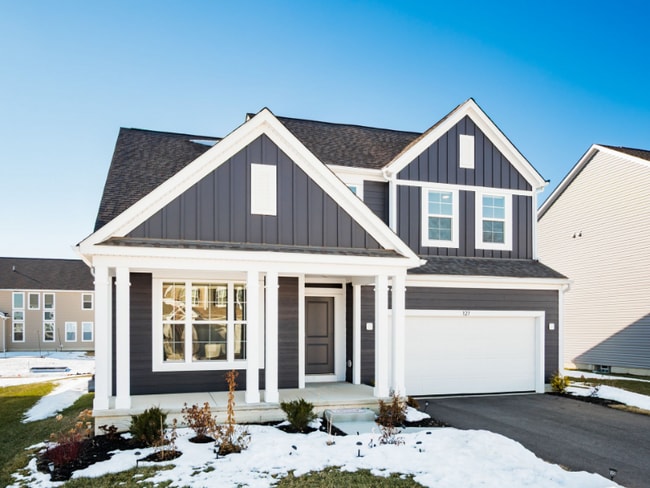 Foto del edificio - 127 Silver Pne Ln