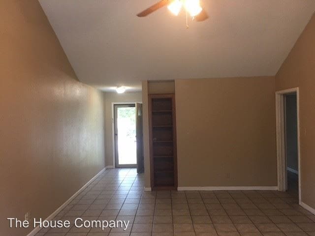 Building Photo - 3 br, 2 bath House - 41 Back Bay Circle