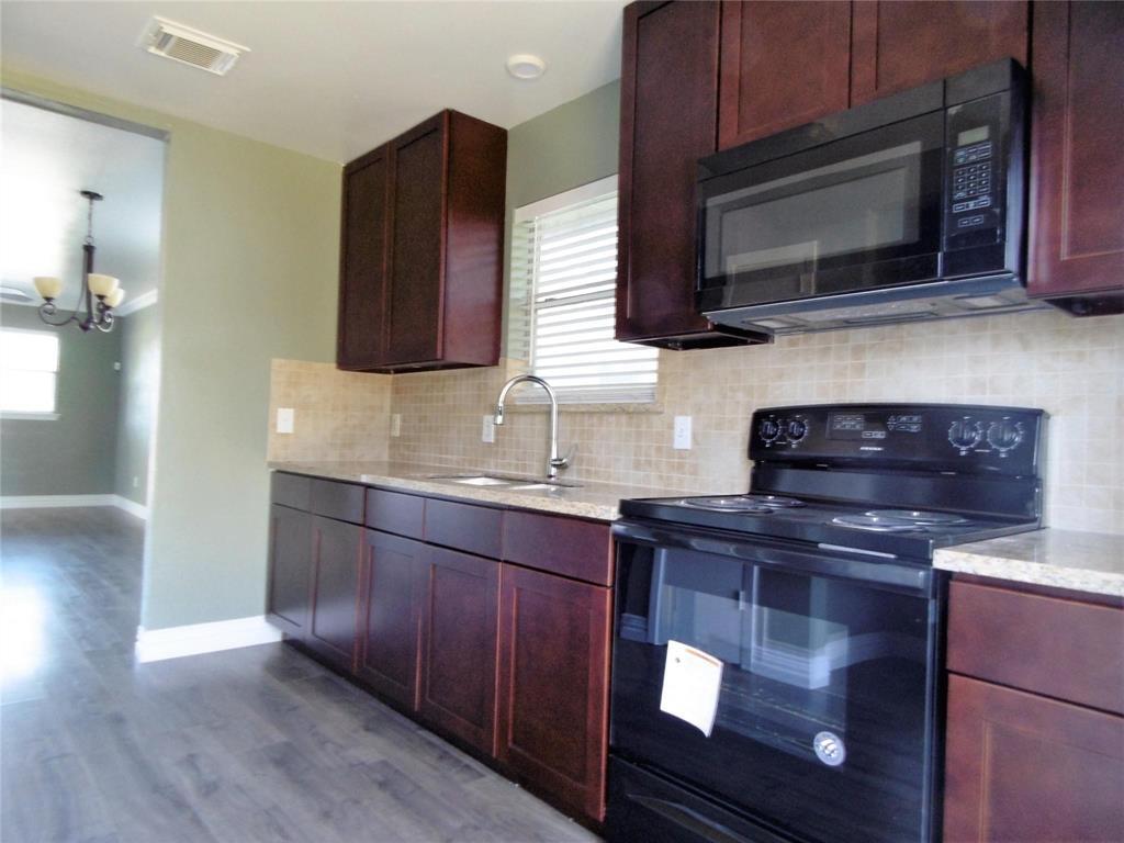 Foto del edificio - 10134 Bamboo Rd