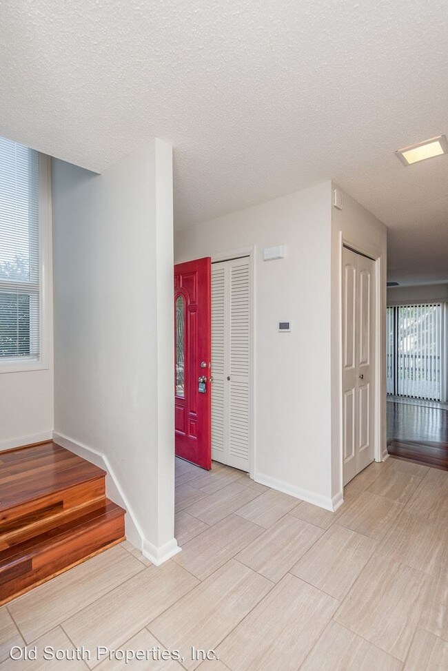 Foto del edificio - 3 br, 2 bath House - 10 Hillbrook Way