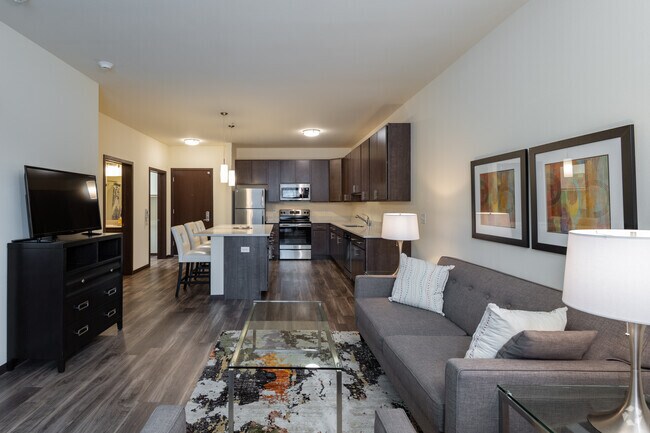 1HAB, 1BA - 771 ft² - Middleton Center