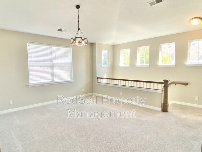 Building Photo - 520 Fishers Ct