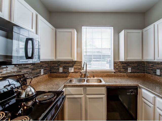 Kitchens With White Cabinets - The Pavilions