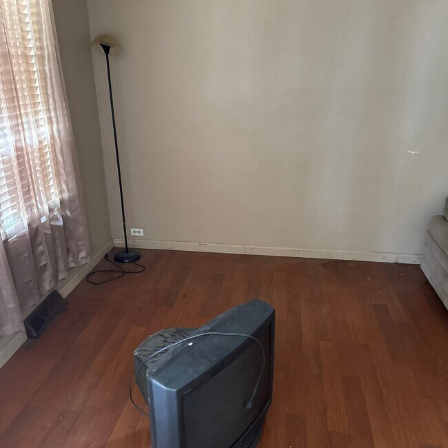 Foto del edificio - 719 N 31st St