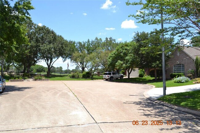 Foto del edificio - 4007 Sand Terrace Dr