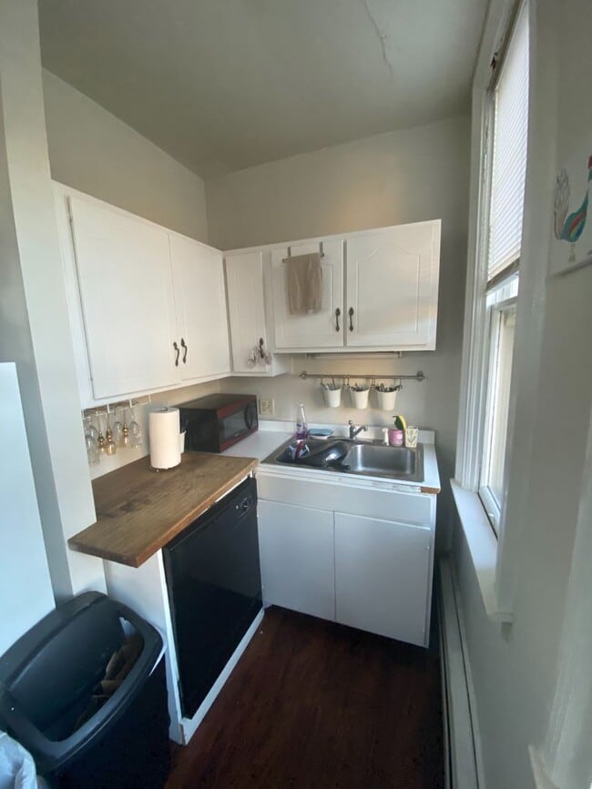 Foto del edificio - 312-1 South Upper – Available Fall 2026